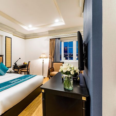 Ibiza Riverfront Da Nang Hotel Powered By Aston Екстериор снимка