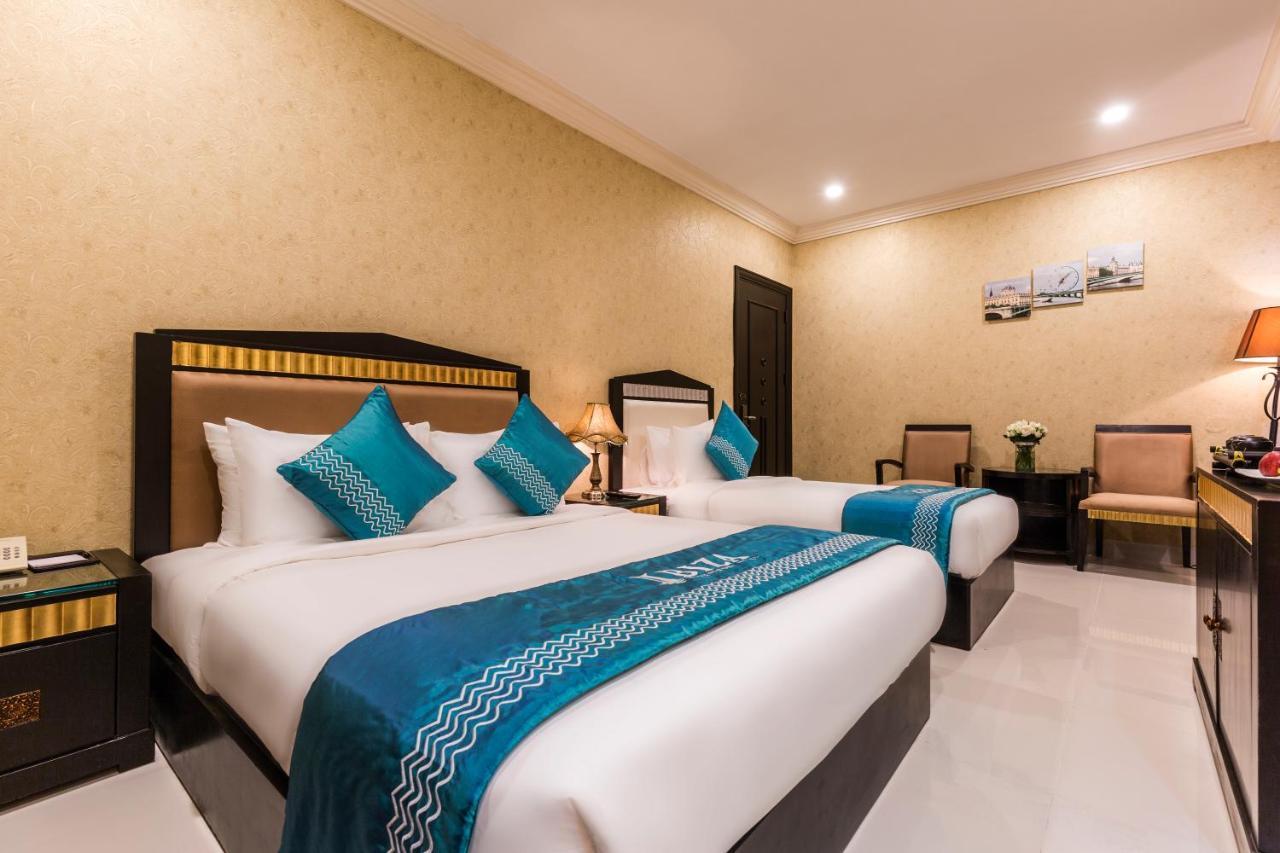 Ibiza Riverfront Da Nang Hotel Powered By Aston Екстериор снимка